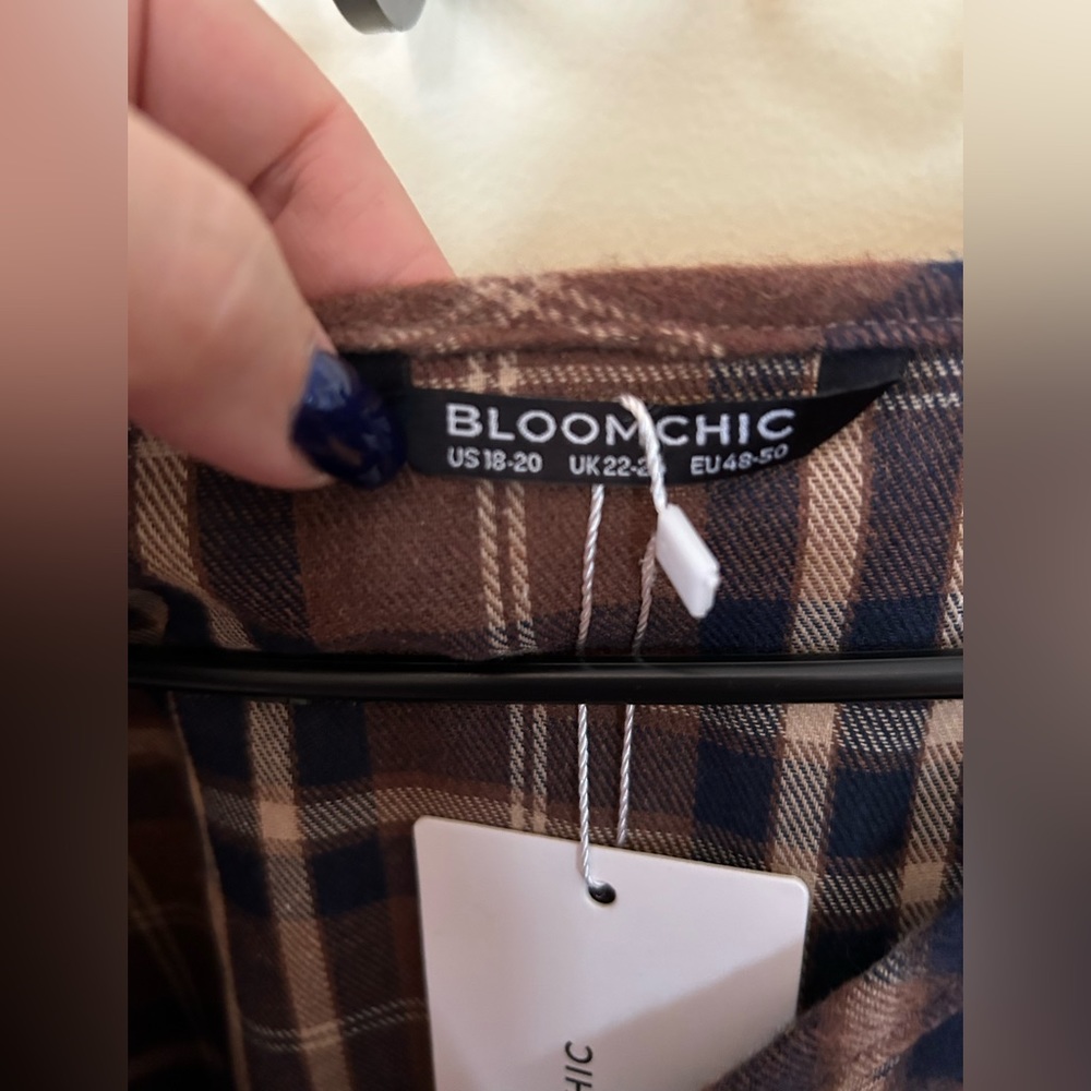 Bloomchic Top - Picture 5 of 10